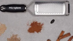 Microplane Reibe fein