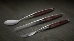 Steakbesteck mit Löffel Walnuss